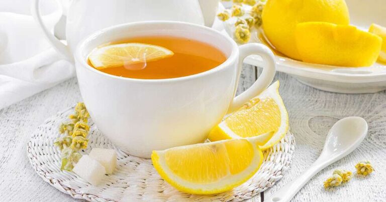 Lemon Tea vs Regular Tea: Which Packs More Punch?